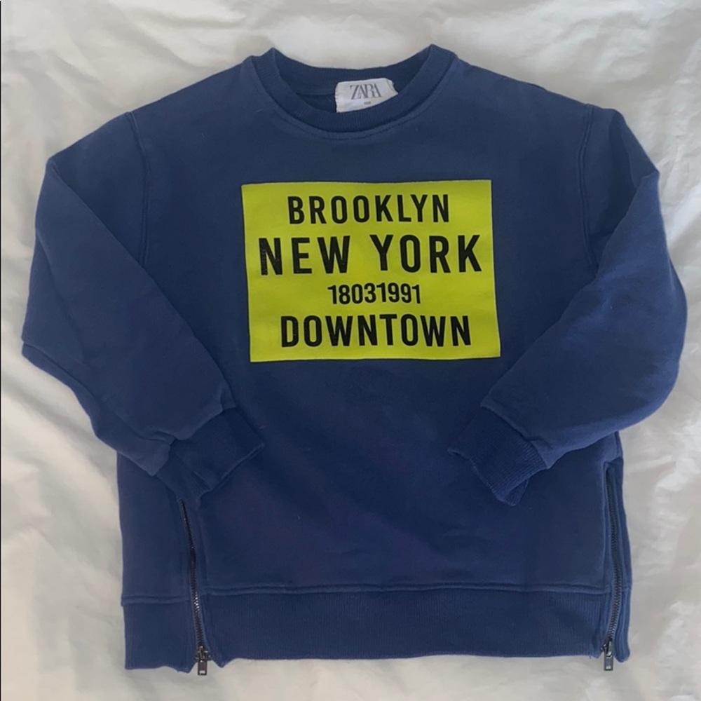 Zara Boys Navy Sweatshirt with Zippers. Size 8